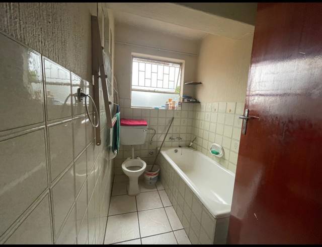 2 BEDROOM APARTMENT FOR SALE IN ALBERTON NORTH